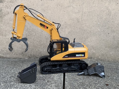Huina 1535 excavator - huina, 1535-1