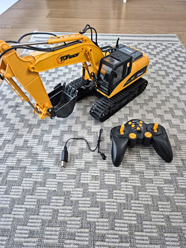 Top race 14 excavator - top,